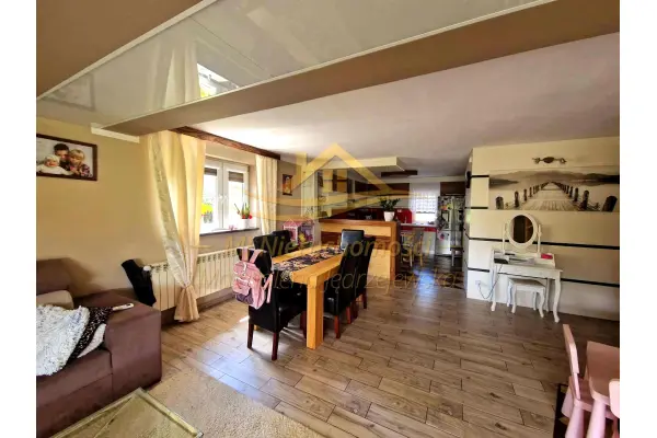 grodziski, Żabia Wola, Osowiec, Mazowiecka, Dom 156 m2 w Osowcu z działką 1800 m2