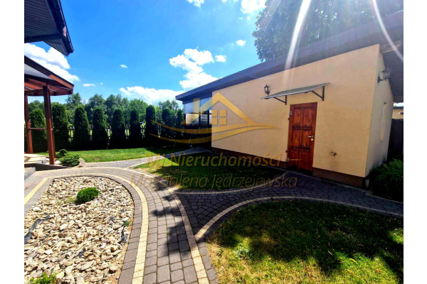 grodziski, Żabia Wola, Osowiec, Mazowiecka, Dom 156 m2 w Osowcu z działką 1800 m2