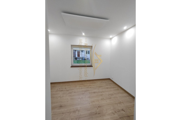 pruszkowski, Pruszków, Budynek pod lokal usługowy Pruszków