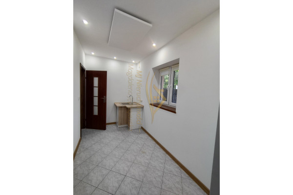 pruszkowski, Pruszków, Budynek pod lokal usługowy Pruszków