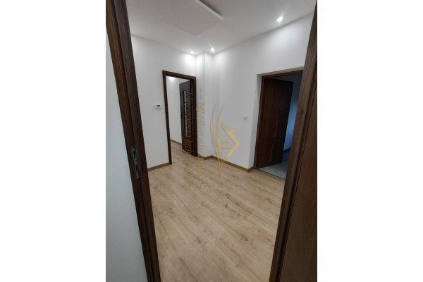 pruszkowski, Pruszków, Budynek pod lokal usługowy Pruszków