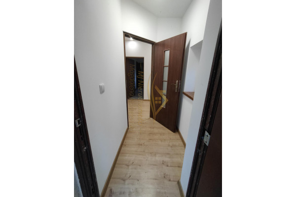 pruszkowski, Pruszków, Budynek pod lokal usługowy Pruszków