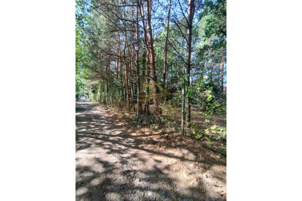 grodziski, Milan&oacute;wek, Działka w Milan&oacute;wku z warunkami zabudowy!