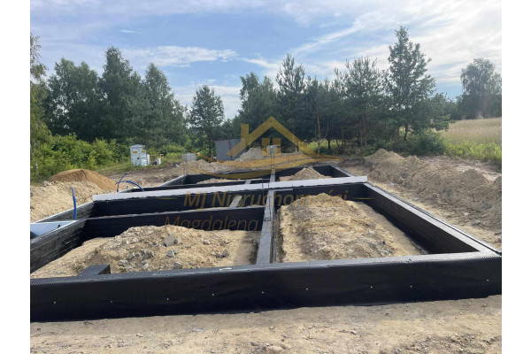 grodziski, Żabia Wola, Zalesie, Żabia wola nowoczesny bliźniak