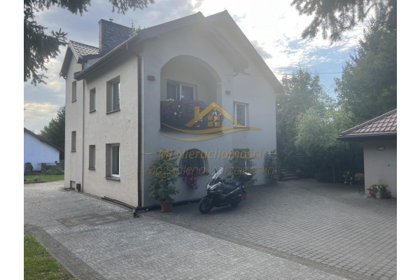 grodziski, Grodzisk Mazowiecki, Książenice, Ksiązenice , dwurodzinny , otulina lasu