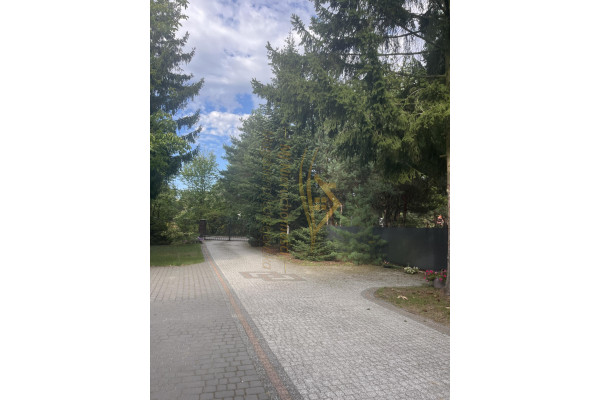 grodziski, Grodzisk Mazowiecki, Książenice, Ksiązenice , dwurodzinny , otulina lasu